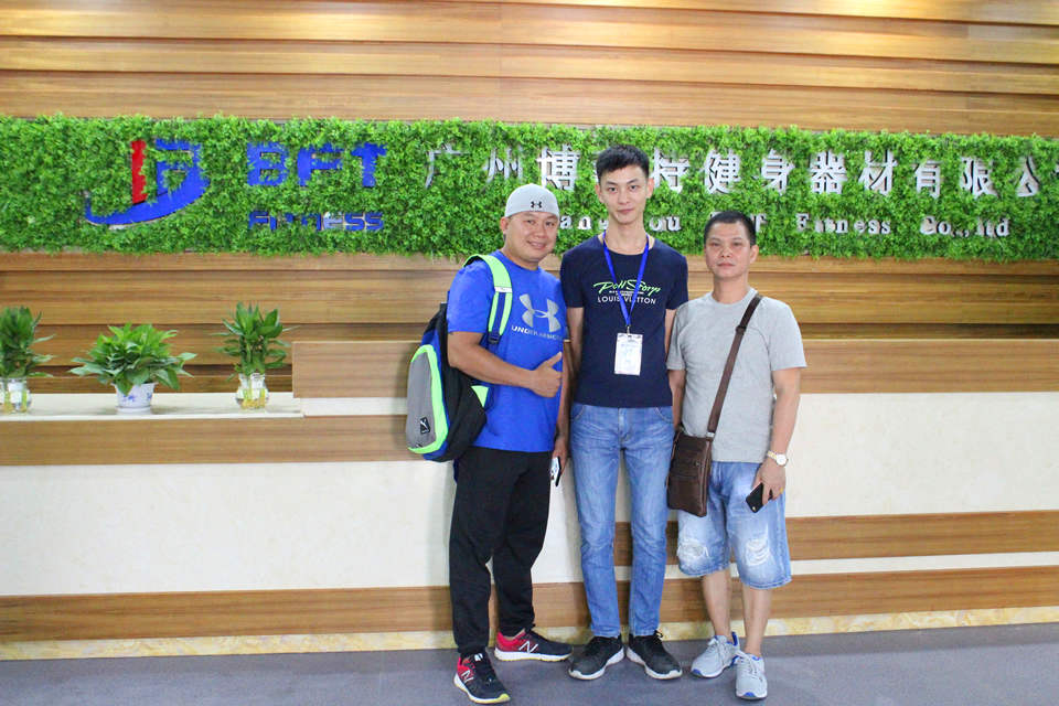 Customers Import Gym Equipment From China to Vietnam.