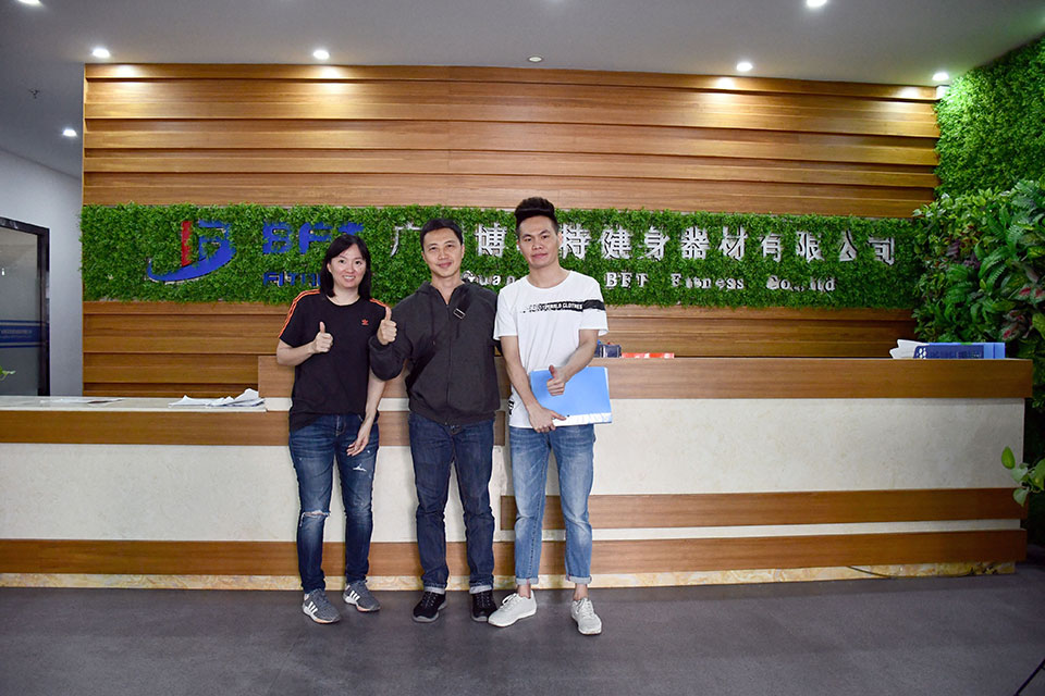 Indonesian customers are ready to open a gym