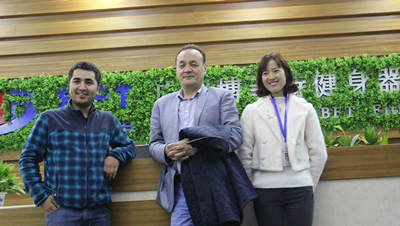 Uzbekistan Customers Come To China Find Professional Gym Equipment Factory