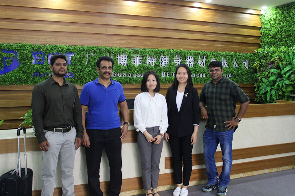 India Customers import gym equipment from China