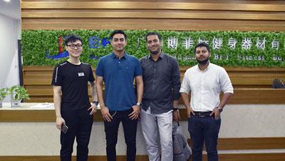 Bangladeshi customers import gym equipment from China