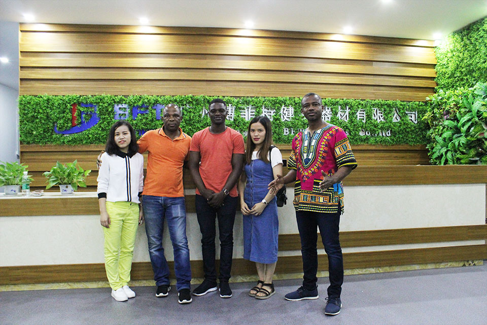 African customers come to China to purchase fitness equipment