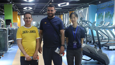 Algerian customers came to China to purchase gym equipment
