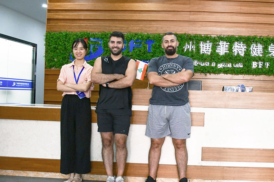 Lebanese customers Purchasing fitness equipment