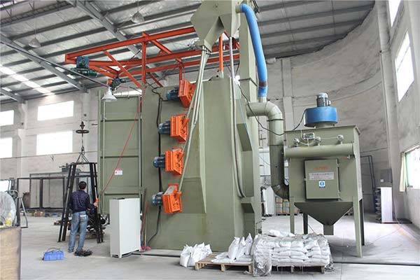 Automatic sand blasting