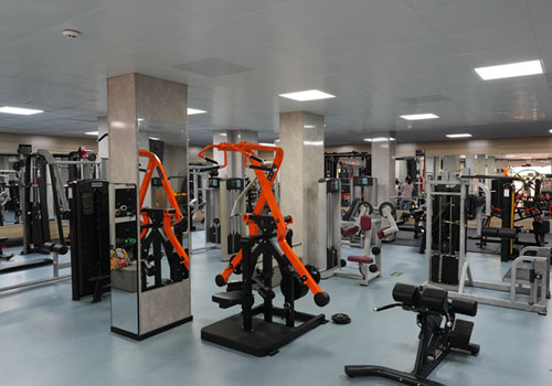 How Fitness Equipment Shapes the First-Time Member Experience